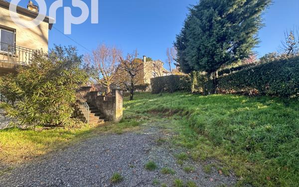 Appartement à louer    4 pièces •  Aubenas