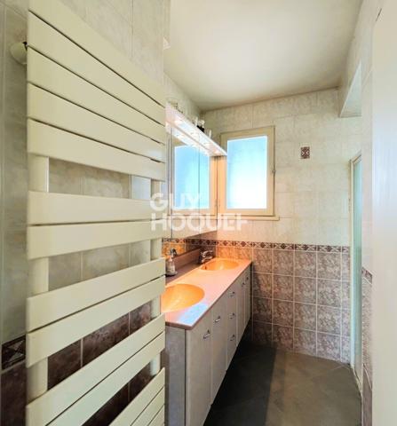 MAISON À VENDRE DE 6 PIÈCES DE 128,66 M²