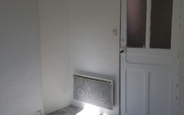 Appartement à louer    2 pièces •  Salernes