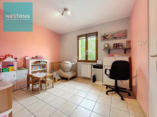 A vendre, maison de plain pied 111m², 4 chambres, garage, piscine hors sol, terrain d'environ 900m² à 3 minutes de Villefranche de Lauragais