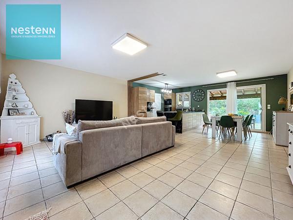 A vendre, maison de plain pied 111m², 4 chambres, garage, piscine hors sol, terrain d'environ 900m² à 3 minutes de Villefranche de Lauragais