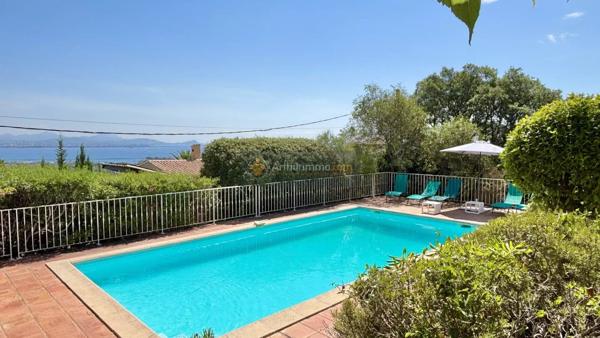 Vente                                                      Villa
                        
                     4 pièces                      115 m2                     à Saint-Aygulf