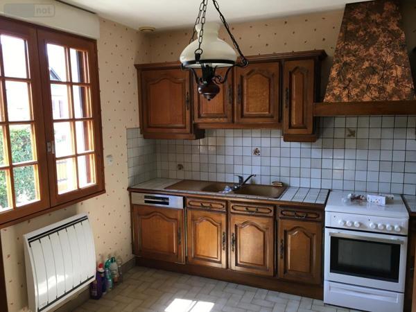 Maison à vendre à Sablé-sur-Sarthe dans la Sarthe (72300), ref : 72068-2063