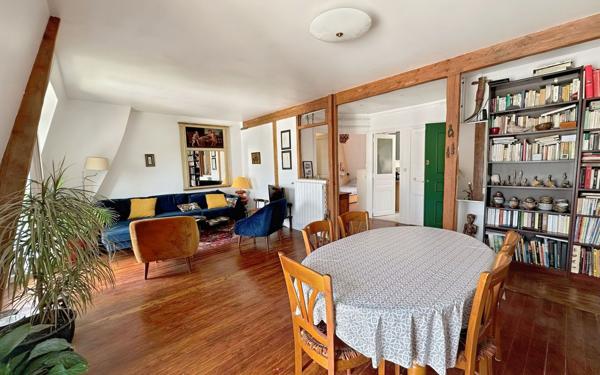 Appartement à vendre    5 pièces • 88,11 m2 Paris 16