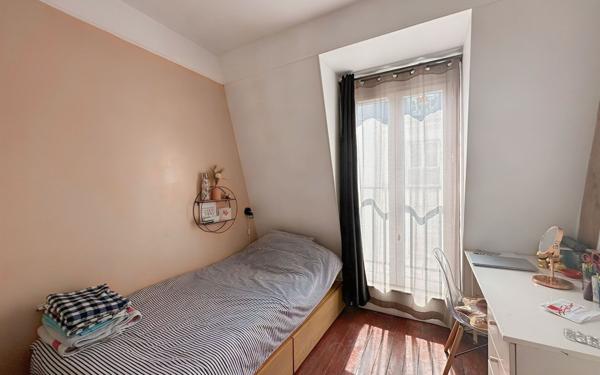 Appartement à vendre    5 pièces • 88,11 m2 Paris 16