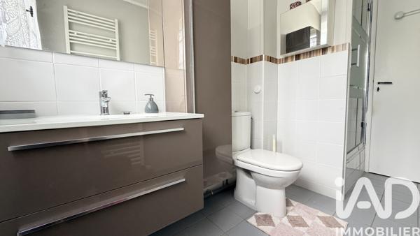 Maison à vendre 6 pièces 135,97 m² Vaux-le-Pénil