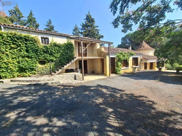Achat - Maison Lalinde 24150 6 pièces 179 m 2 8706 m 2