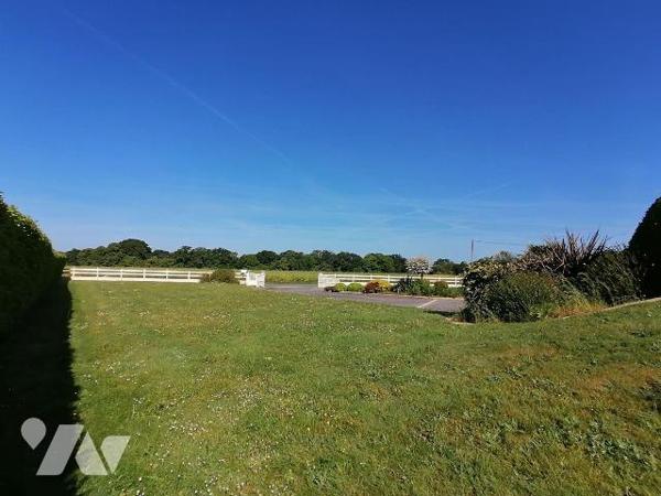 EXCLUSIVITÉ - Maison familiale 5 chambres avec grand terrain et garage camping-car à Orgères
...