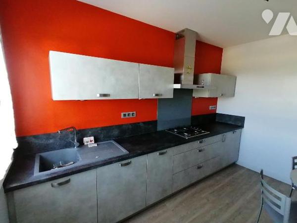 EXCLUSIVITÉ - Maison familiale 5 chambres avec grand terrain et garage camping-car à Orgères
...
