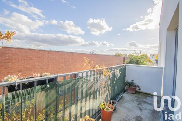 Location appartement 3 pièces 58 m² Pantin