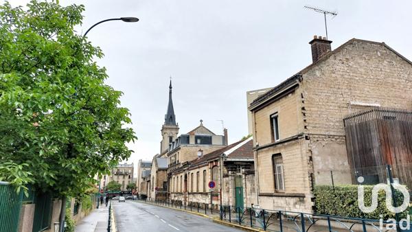 Location appartement 3 pièces 58 m² Pantin