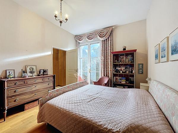 Maison de ville à vendre 9 pièces - Montaigu