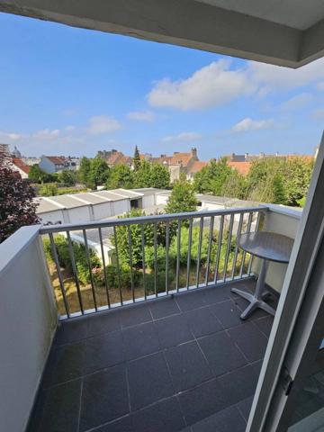 Appartement T4 - 3 chambres, balcon, garage