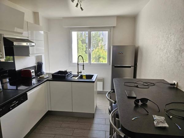 Appartement T4 - 3 chambres, balcon, garage