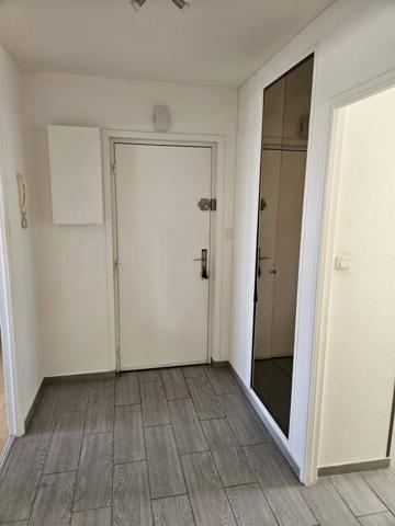Appartement T4 - 3 chambres, balcon, garage