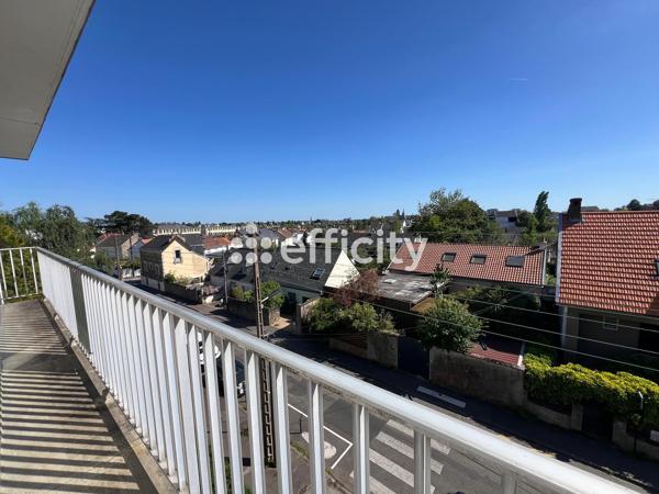 Appartement
         4 pièces
        - 87 m² Exclusivité 299 000 € *