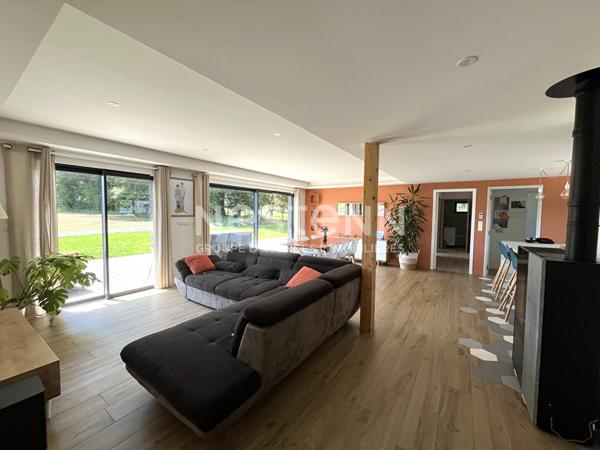 Maison à vendre - Plain pied -135 m² - 4 chambres