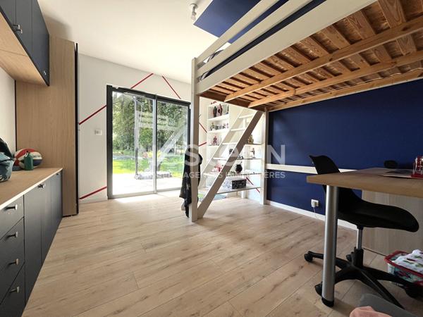 Maison à vendre - Plain pied -135 m² - 4 chambres
