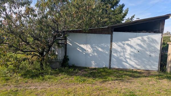 Maison avec dépendances et jardin