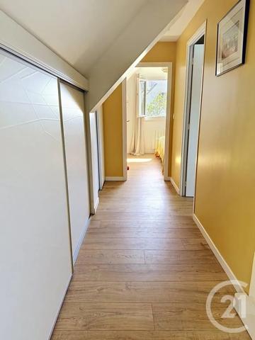 Maison à vendre  5 pièces - 65,77 m 2   SARZEAU  - 56