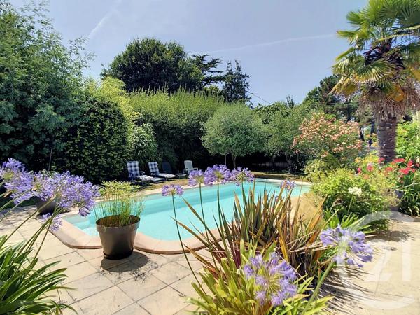 Maison à vendre  5 pièces - 65,77 m 2   SARZEAU  - 56