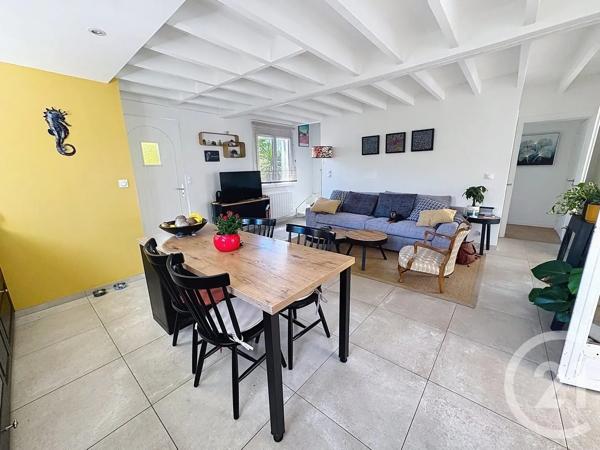 Maison à vendre  5 pièces - 65,77 m 2   SARZEAU  - 56