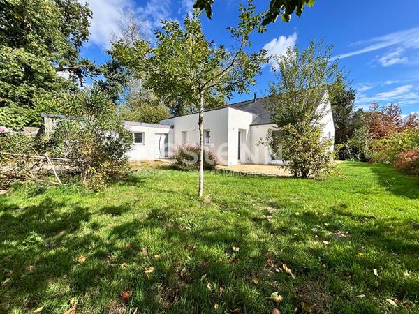 Maison de plain-pied à vendre à Elven centre ? 4 chambres ? DPE A ? Terrain de 610 m²