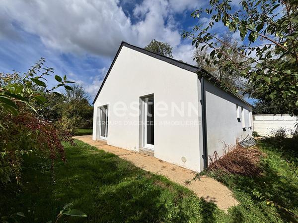 Maison de plain-pied à vendre à Elven centre ? 4 chambres ? DPE A ? Terrain de 610 m²
