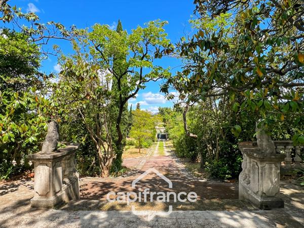 Propriete à vendre 12 pièces MARSEILLE 11EME ARRONDISSEMENT (13)