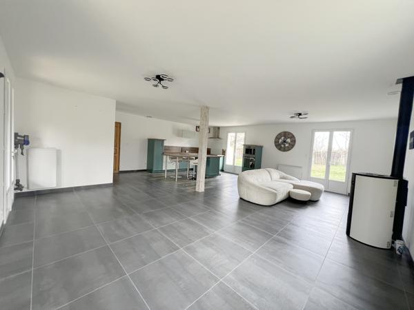 Maison 6 pièce(s) 4 chambre(s) 144 m²