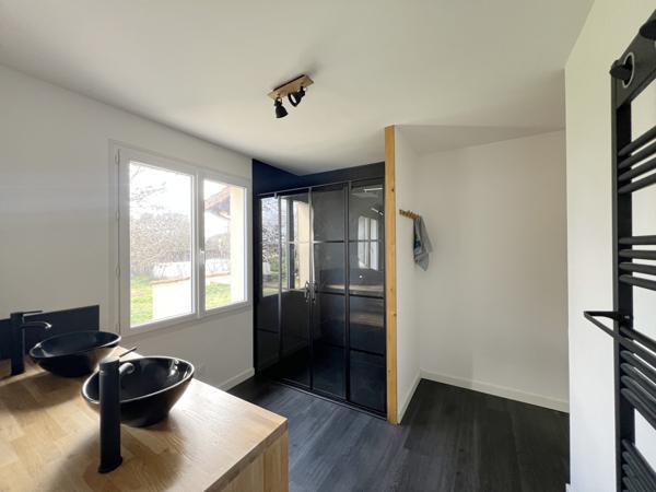 Maison 6 pièce(s) 4 chambre(s) 144 m²