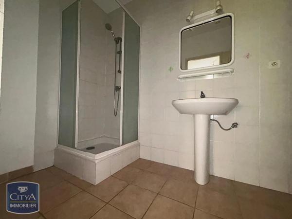 Appartement à louer 3 pièces 60m² Le Thor (84250)