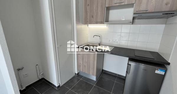 Location Appartement 2 pièces 42.59 m² - Carpentras 84200