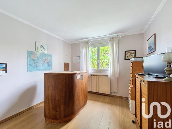 Maison à vendre 7 pièces 150 m² Le Mesnil-Saint-Denis