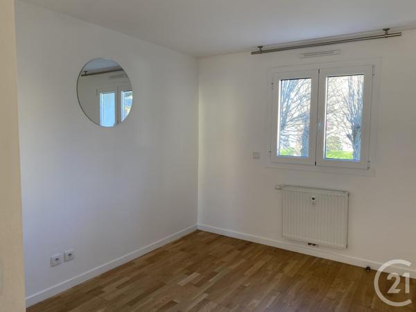 Appartement Triplex à vendre  4 pièces - 68,91 m2 BRIE COMTE ROBERT - 77