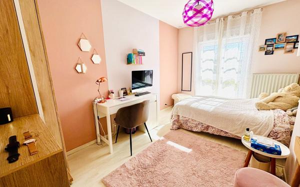 Maison à vendre    5 pièces • 96 m2 Le Mans