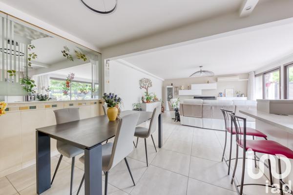 Appartement à vendre 5 pièces 104,16 m² Champs-sur-Marne