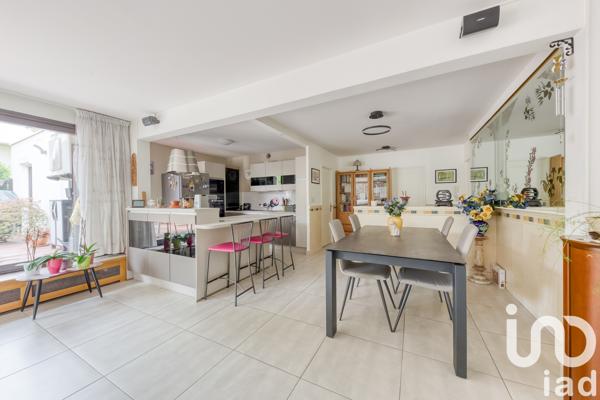 Appartement à vendre 5 pièces 104,16 m² Champs-sur-Marne
