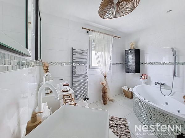 Maison récente 7 pièces 5 Chambres à vendre à Loire Authion - Exclusivité NESTENN