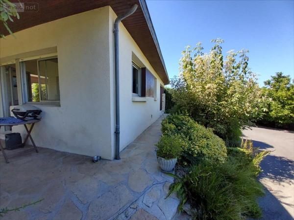 Maison à vendre à Carhaix-Plouguer dans le Finistère (29270), ref : 29066-902107