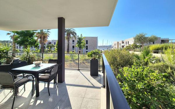 Appartement à vendre    4 pièces • 91 m2 Saint-Mandrier-sur-Mer