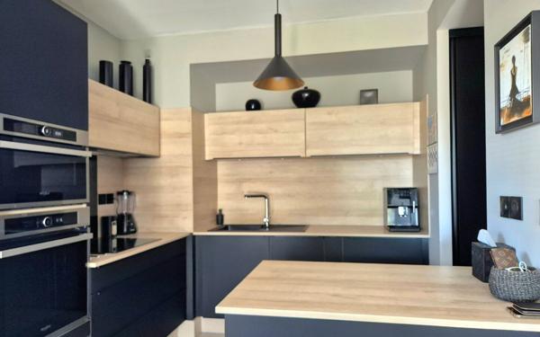 Appartement à vendre    4 pièces • 91 m2 Saint-Mandrier-sur-Mer