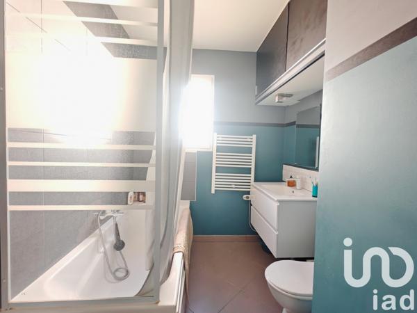 Maison à vendre 6 pièces 110 m² Chassiers