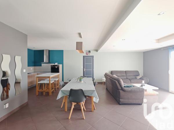 Maison à vendre 6 pièces 110 m² Chassiers