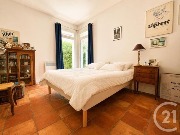 Maison à vendre  5 pièces - 160,57 m 2   SOULAC SUR MER  - 33