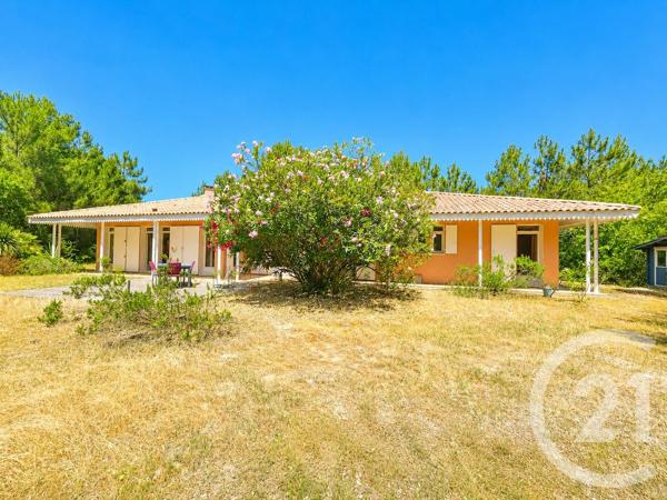 Maison à vendre  5 pièces - 160,57 m 2   SOULAC SUR MER  - 33