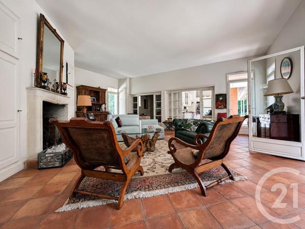 Maison à vendre  5 pièces - 160,57 m 2   SOULAC SUR MER  - 33