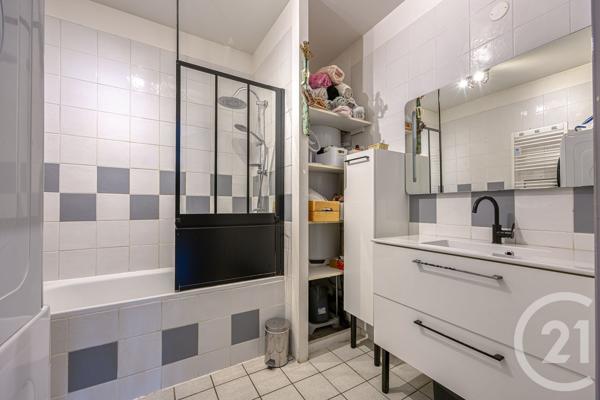 Appartement T3 à vendre  3 pièces - 73,82 m2 RUMILLY - 74