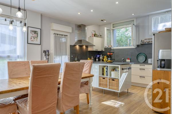 Appartement T3 à vendre  3 pièces - 73,82 m2 RUMILLY - 74