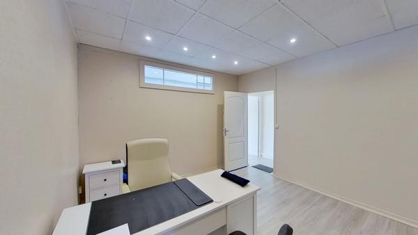 Local Commercial 4 pièces - 50 m² Exclusivité efficity